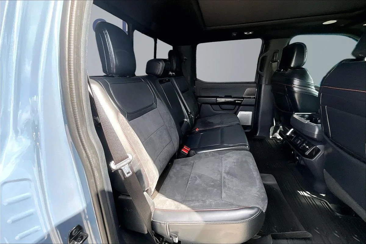 Used 2023  Ford Raptor image 26
