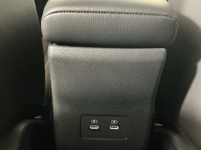 New 2026 Gray Nissan SR image 13
