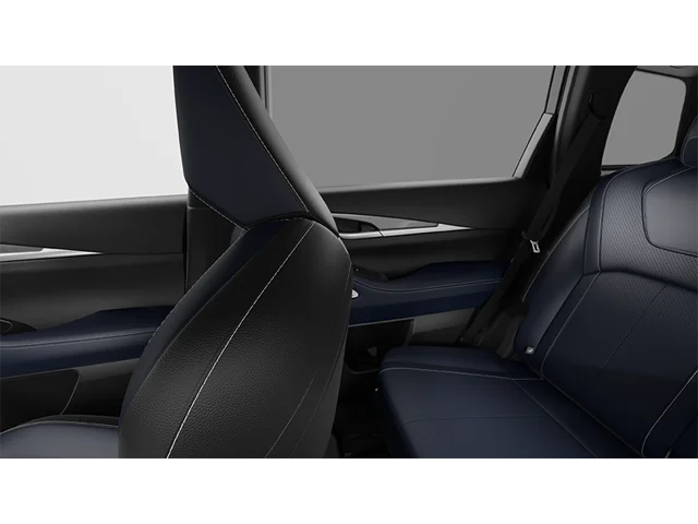 New 2027 2T RAD WHT INFINITI Sport AWD image 13