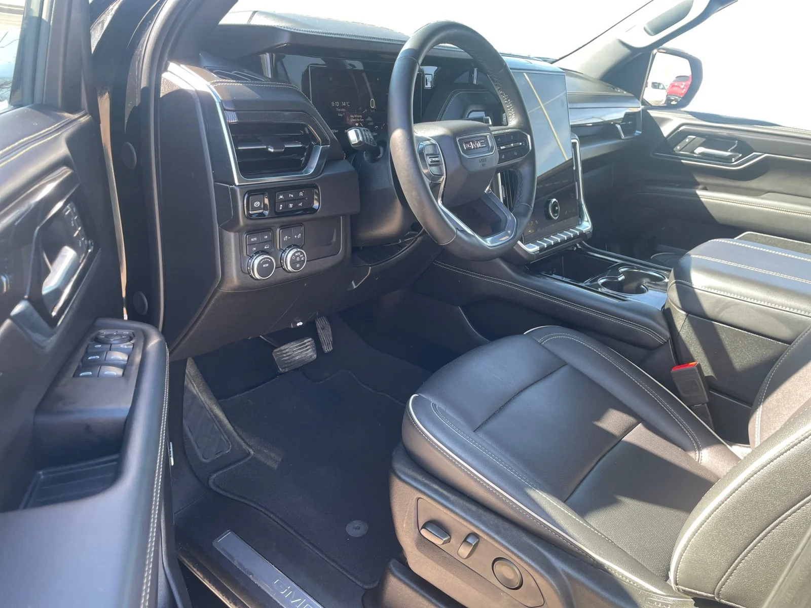 Used 2025 ONYX BLACK GMC Elevation 4WD image 14