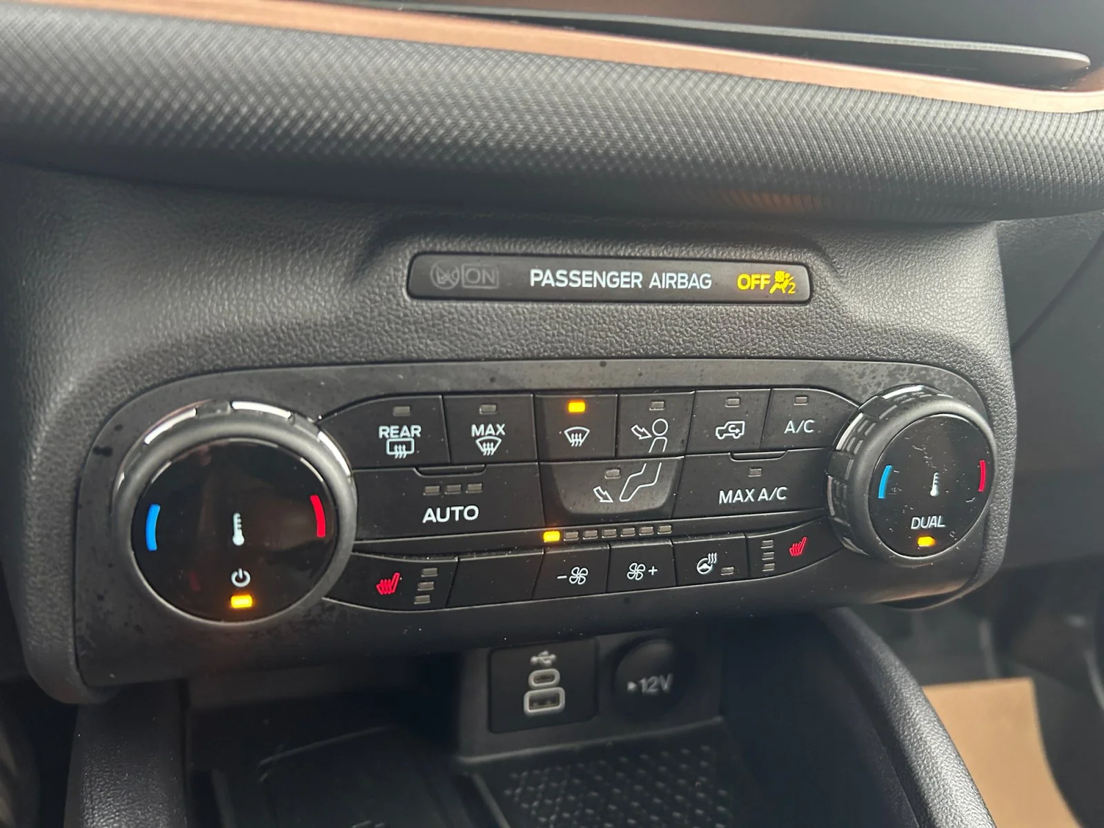 Used 2023 GREY Ford BADLANDS image 20