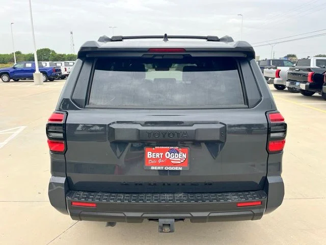 Used 2026  Toyota SR5 image 5