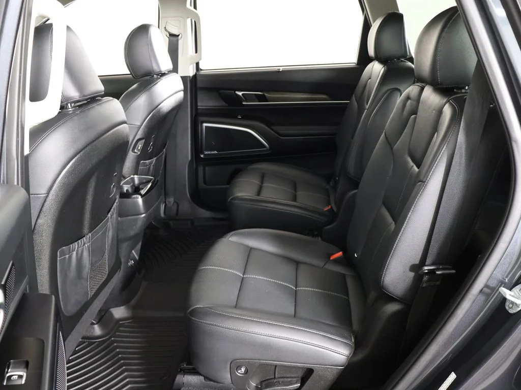 Used 2020 Gray Kia SX image 41