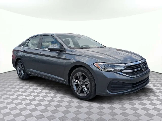 Used 2024 Volkswagen Jetta SE with VIN 3VWEM7BU9RM008611 for sale in Lake City, FL