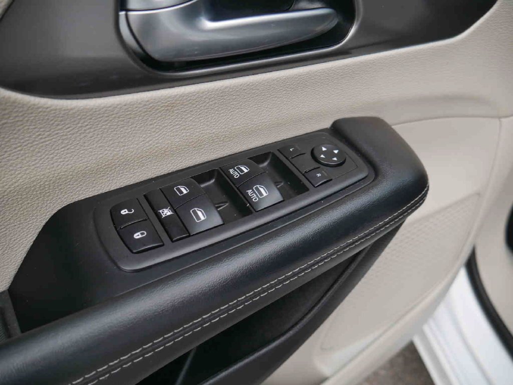 Used 2024 White Chrysler Touring L image 24