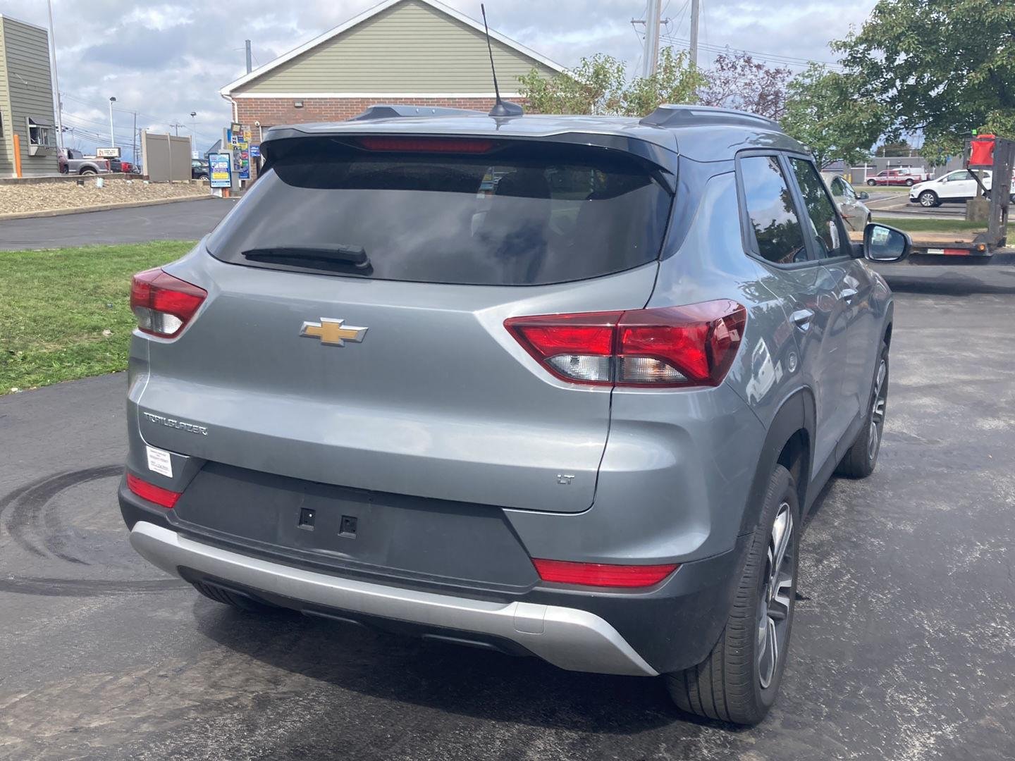 Used 2023 Sterling Gray Metallic Chevrolet LT image 7