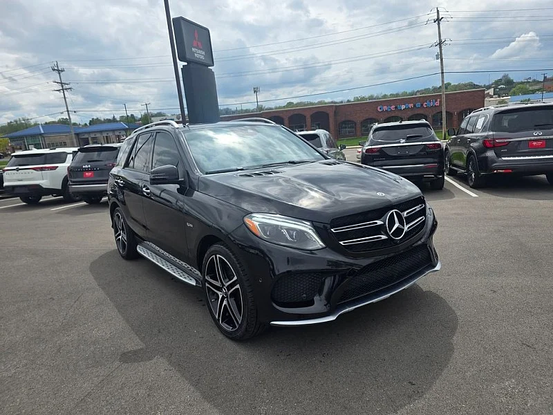 Used 2019 BLACK Mercedes-Benz 4d SUV GLE43 AMG® 4Matic image 3