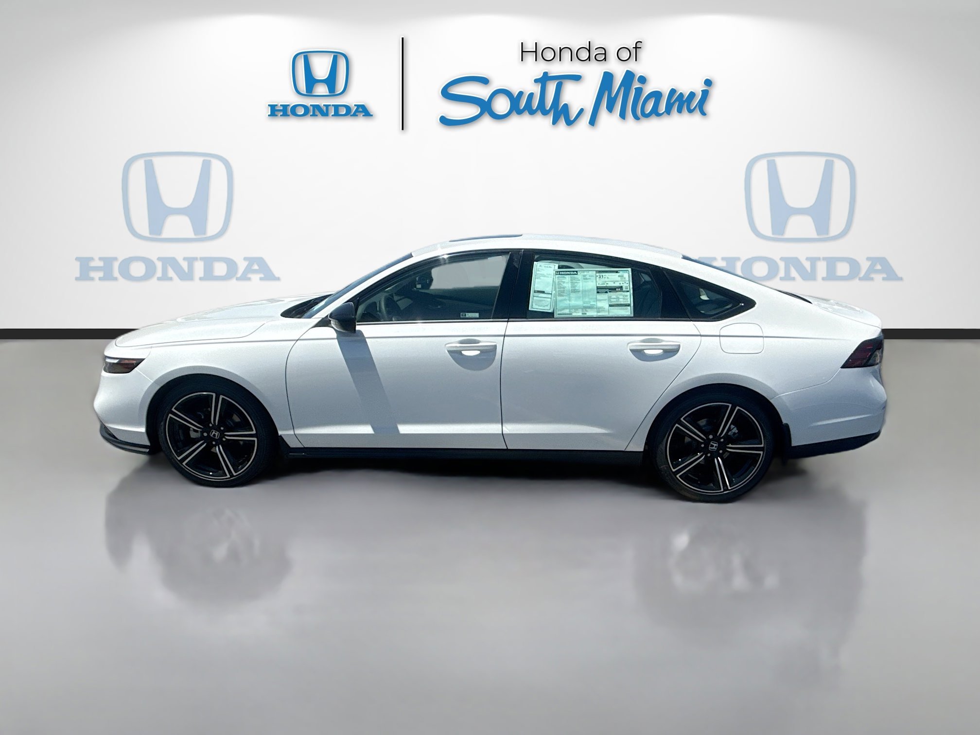 New 2026 Platinum White Pearl Honda SE image 4