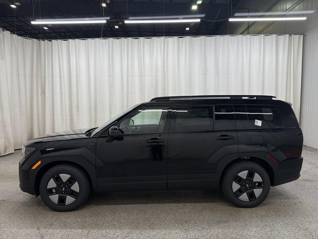 New 2027 Phantom Black Hyundai SEL image 6