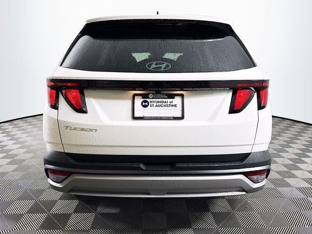 New 2026 White Hyundai SEL FWD image 6