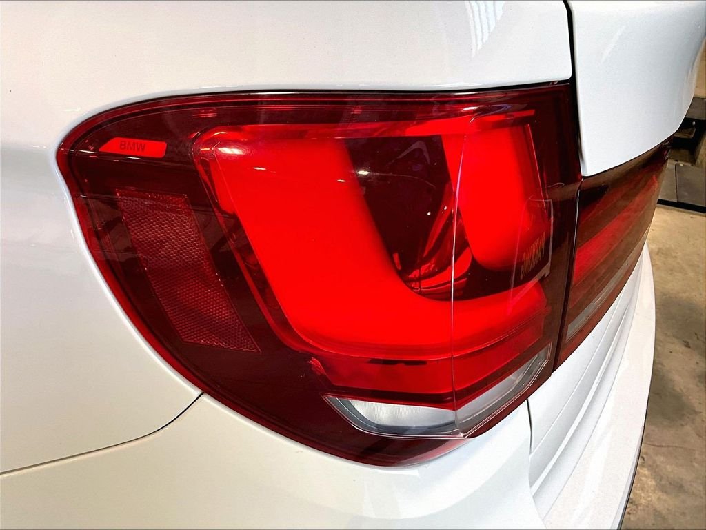 Used 2018 White BMW xDrive35i image 35