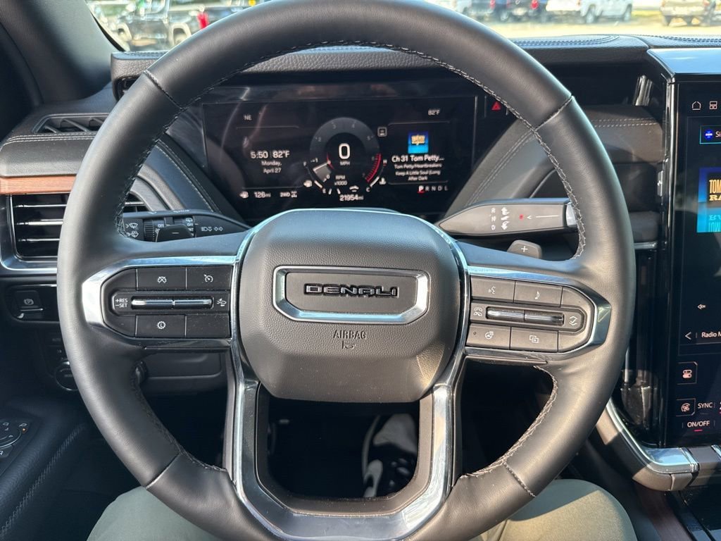 2025 GMC Yukon Denali - Photo 48