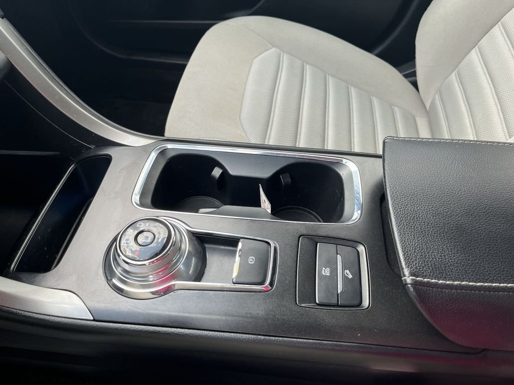 Used 2018 Blue Ford S image 20