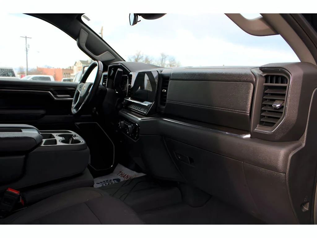2023 Chevrolet Silverado 1500 LT - Photo 24