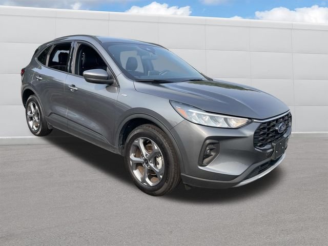 Used 2025 Carbonized Gray Metallic Ford ST-Line Select image 12
