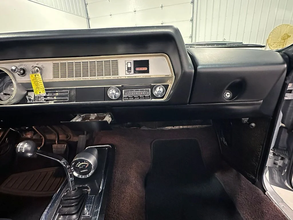 Used 1966 Silver Oldsmobile  image 75
