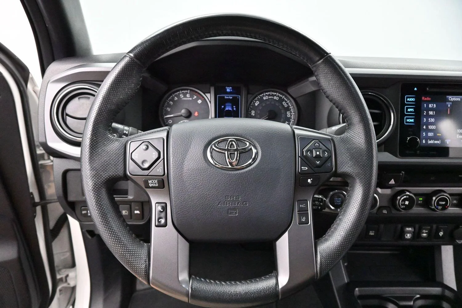 Used 2018 Super White Toyota TRD Off Road image 14