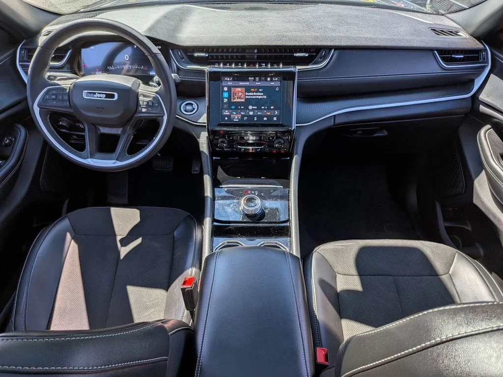 Used 2023 Gray Jeep Altitude X image 22