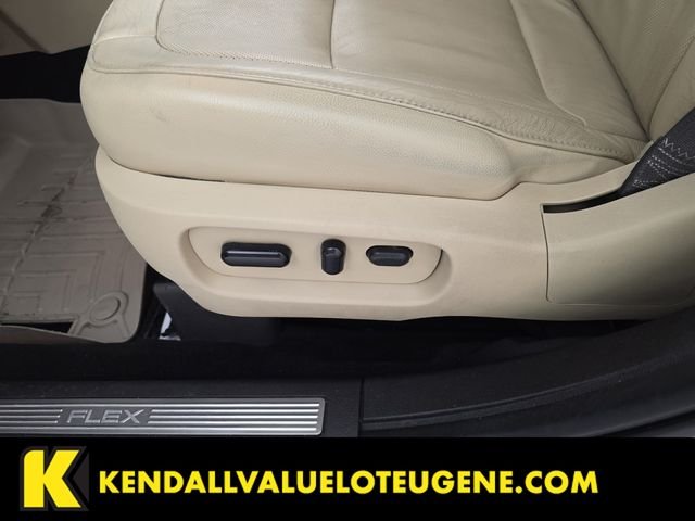 Used 2019 White Ford Limited image 18