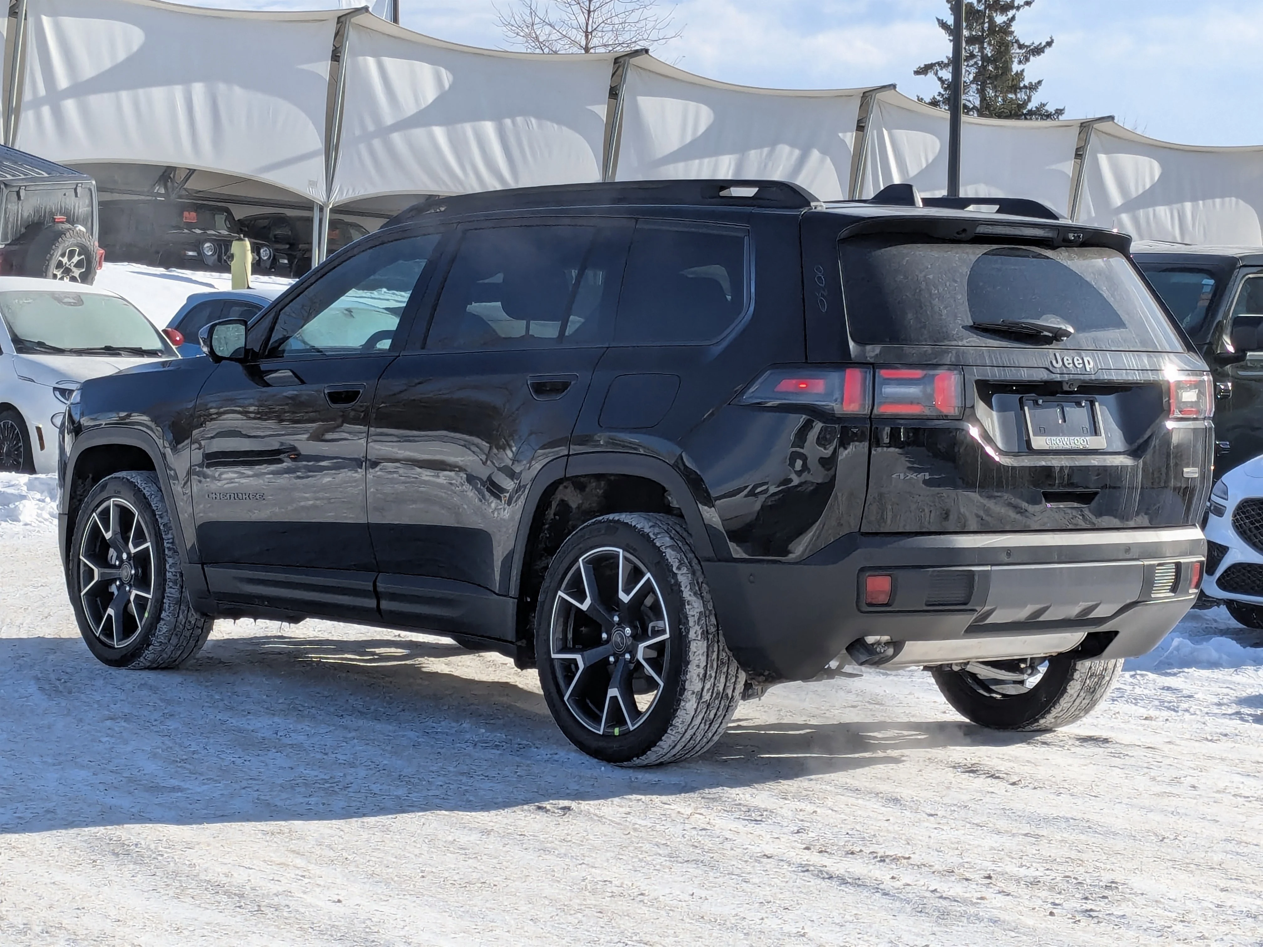 New 2026 Black Jeep Overland - - Surround View - Ventilated Seats - Remote Start & tons more! image 6