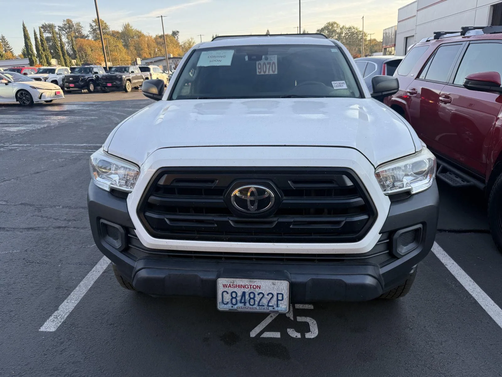 Used 2019 WHITE Toyota SR image 2