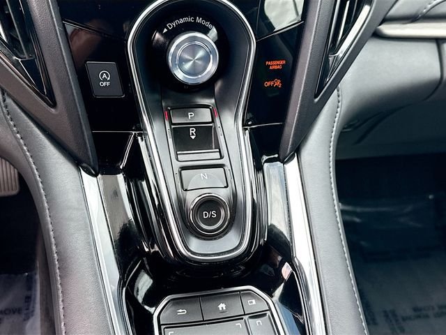 Used 2020  Acura Base image 16