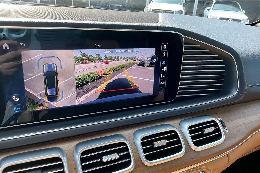 2024 Mercedes-Benz GLS Base - Photo 21
