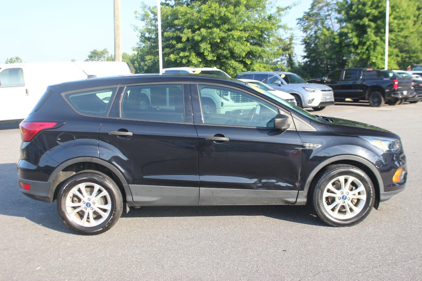Used 2019 Black Ford S image 8