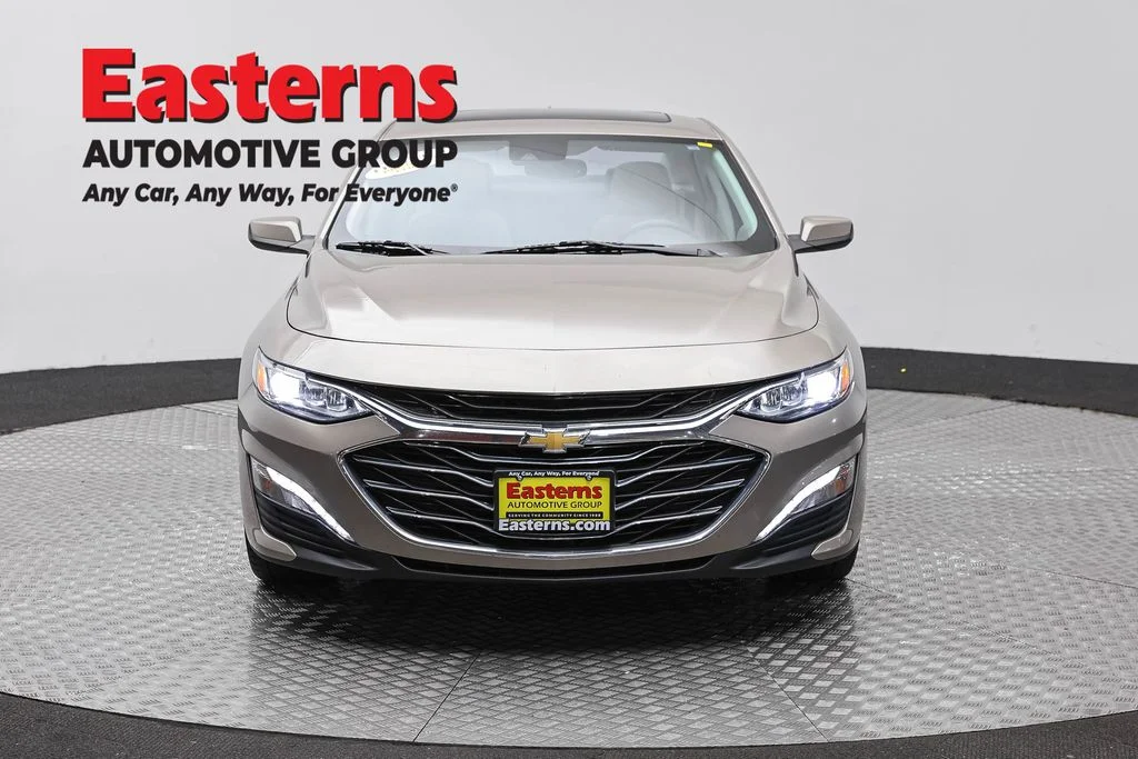 Used 2024 Gray Chevrolet LT image 2