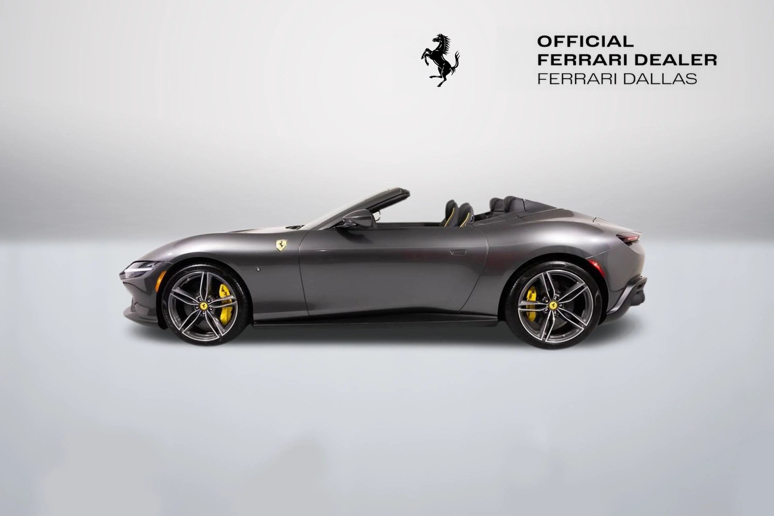 Used 2025 Grigio Silverstone Ferrari Base image 3