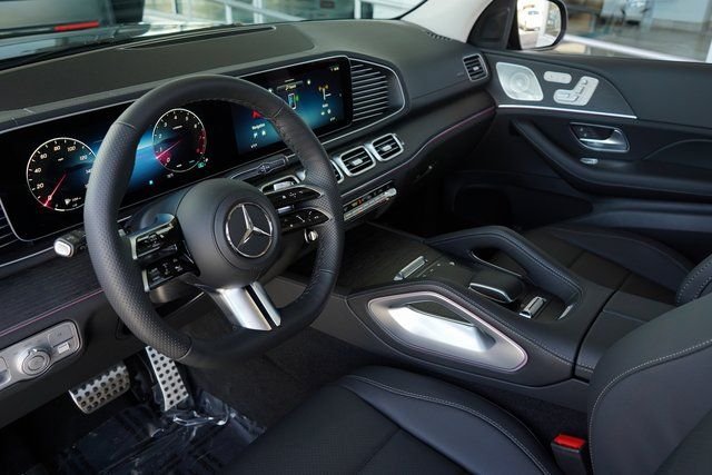 New 2026 Black Mercedes-Benz GLS 450 image 27