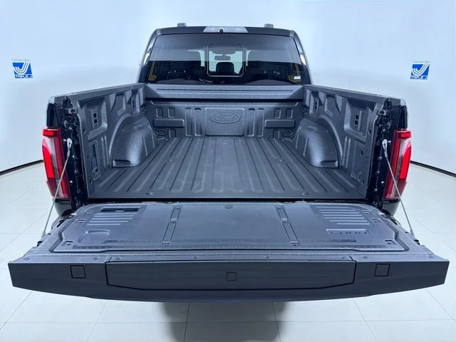 New 2026 AGATE BLACK METALLIC Ford Raptor w/Raptor 37 Package Super Crew Cab image 11