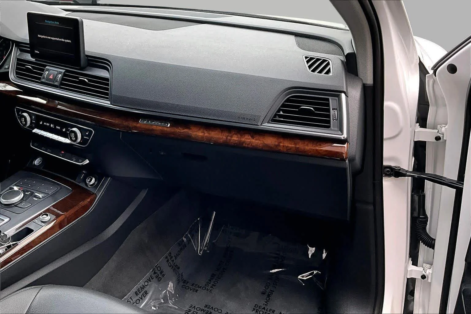 Used 2020 Brilliant Black Audi Premium image 19