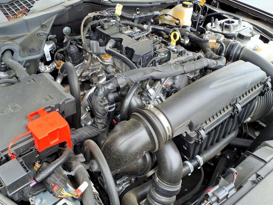 Used 2025 Shadow Black Ford EcoBoost image 11