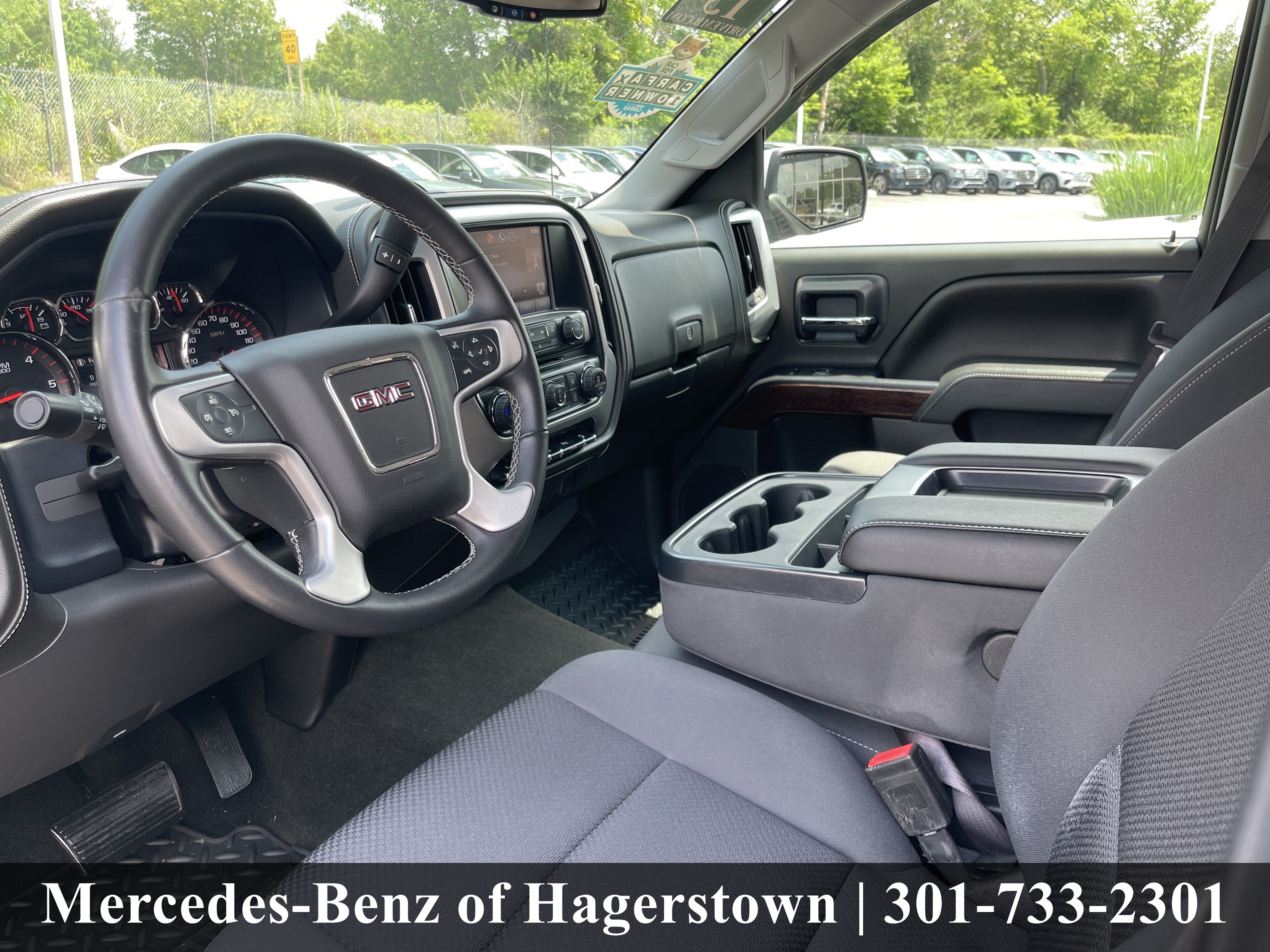 Used 2015 Quicksilver Metallic GMC SLE 4WD Crew Cab 153.0 image 5