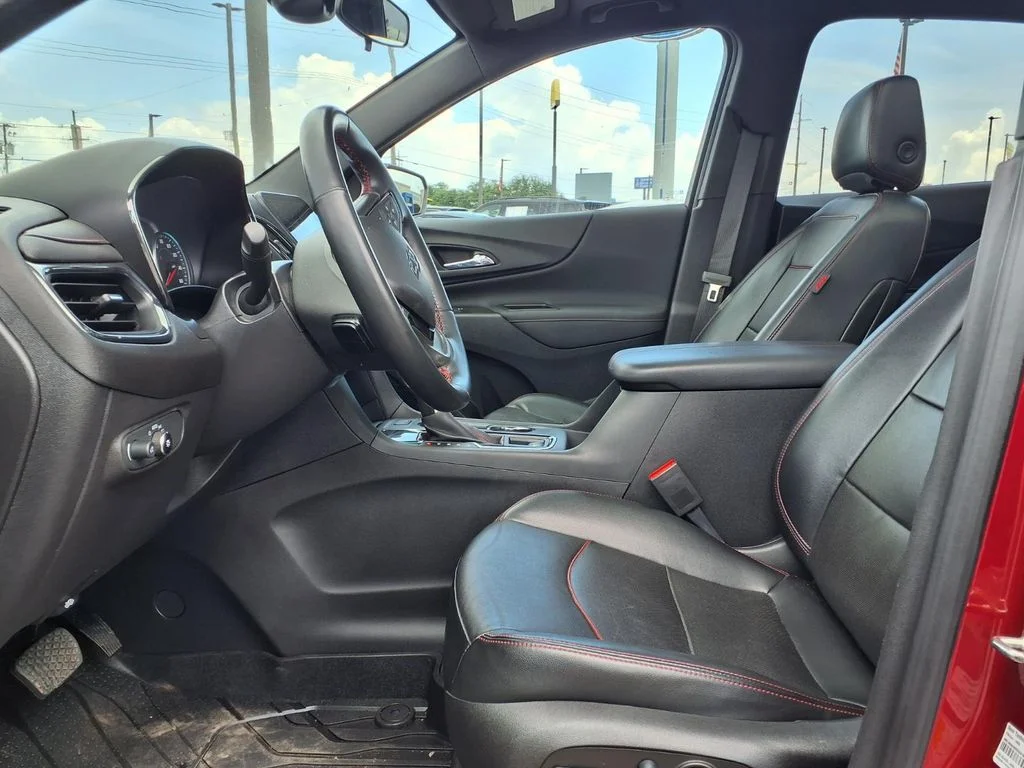 Used 2023 Red Chevrolet RS image 11