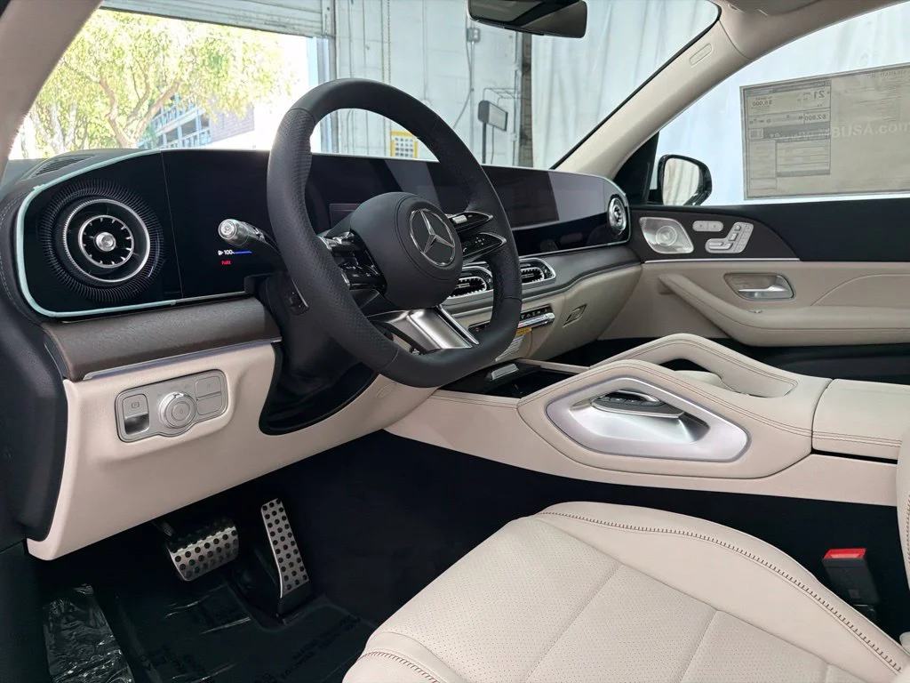 New 2027 White Mercedes-Benz GLS 450 image 13