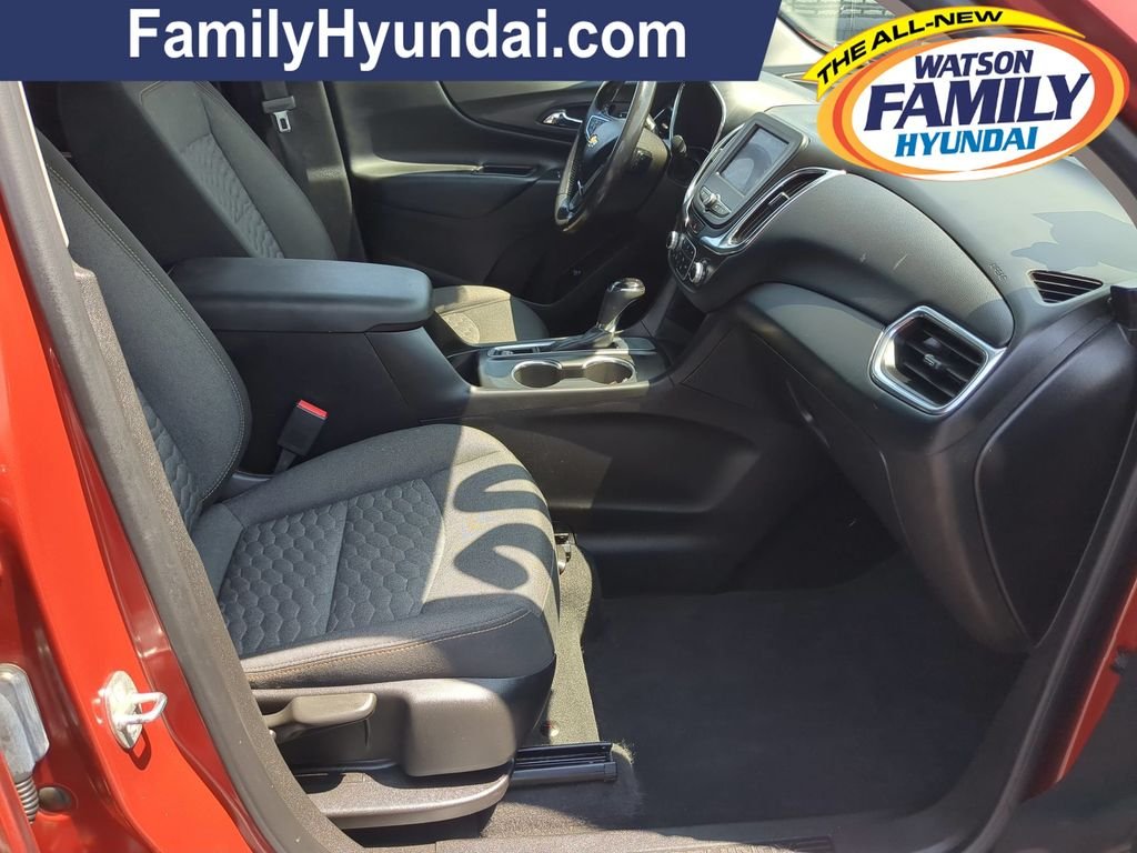 Used 2020 Red Chevrolet LT image 28