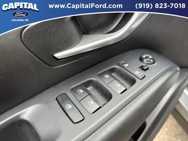 Used 2022 Gray Hyundai SEL Premium image 23