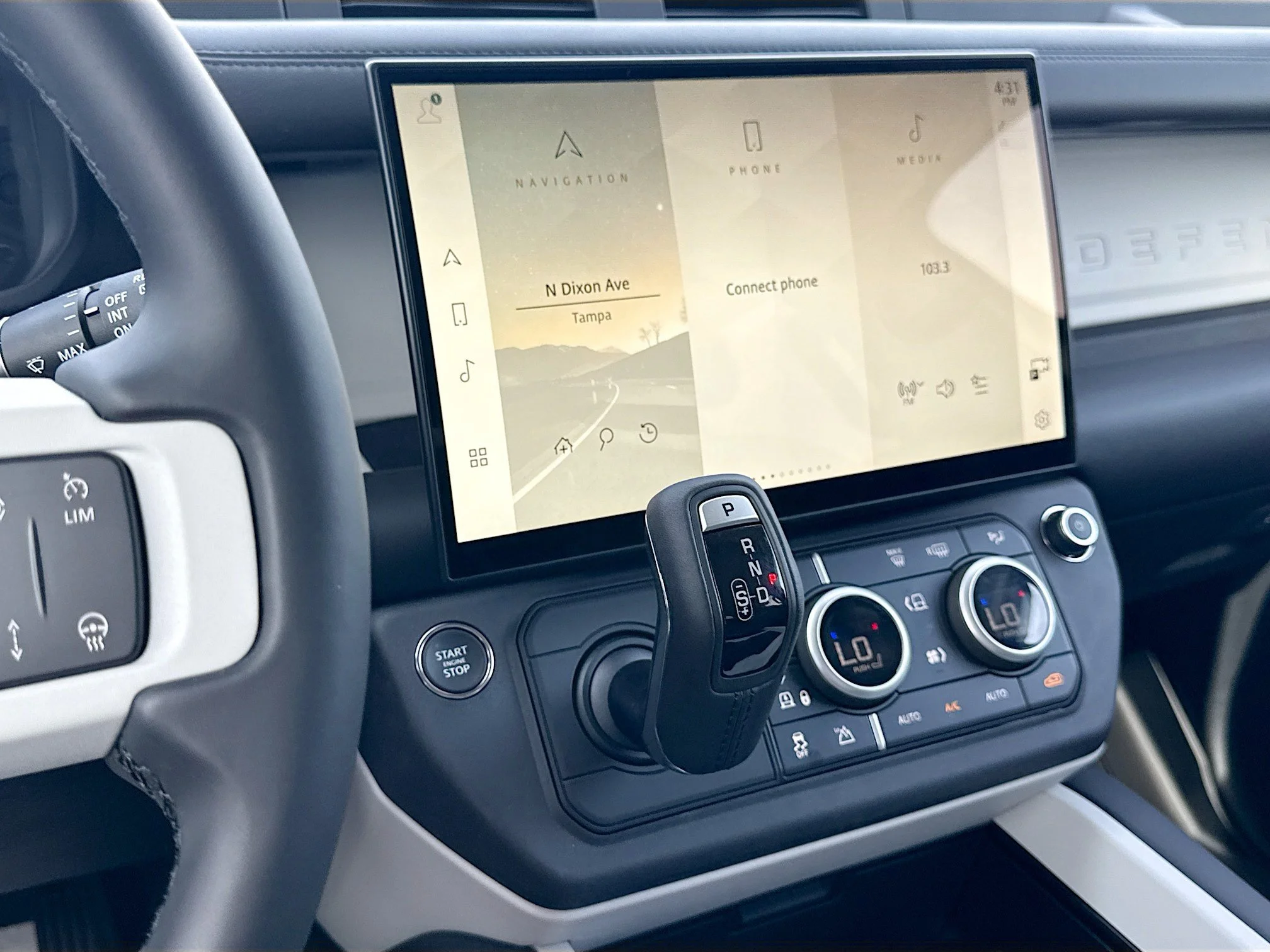 New 2026 Fuji White Land Rover X-Dynamic SE image 28
