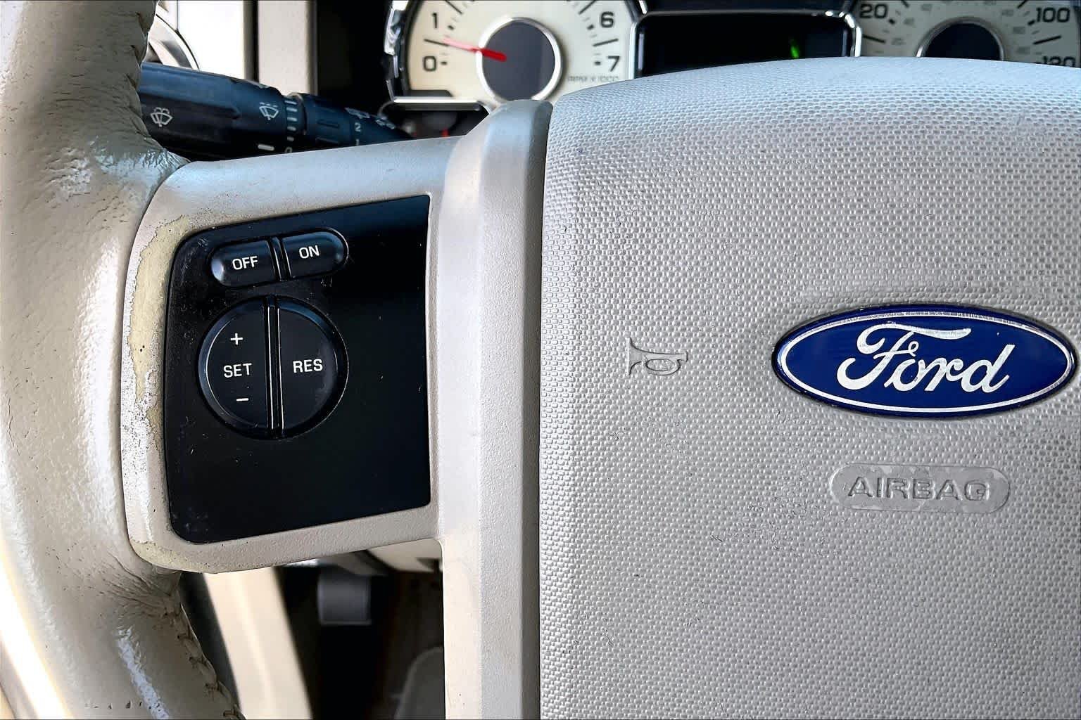 Used 2011 White Platinum Metallic Ford Limited image 19
