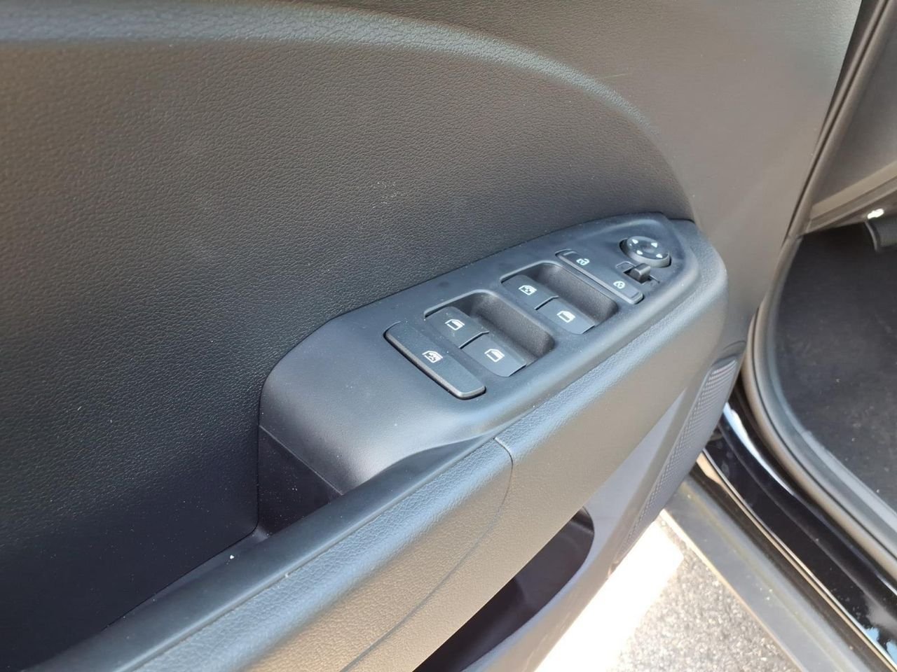 New 2026 Onyx Black Hyundai SEL image 21