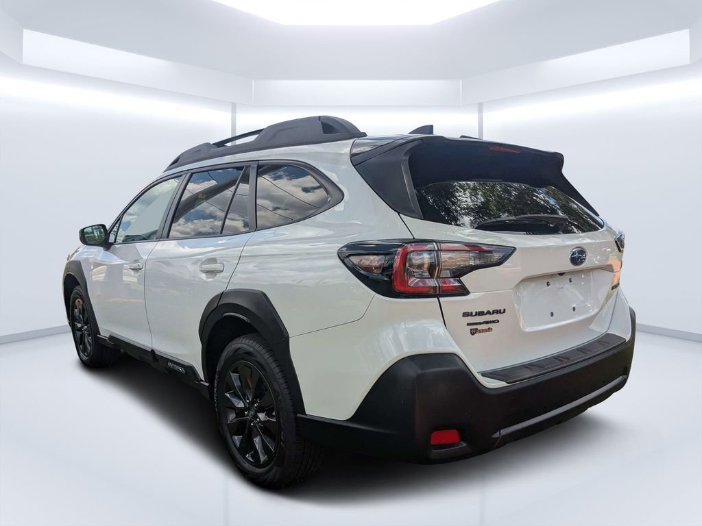 Used 2025 White Subaru Onyx Edition image 5