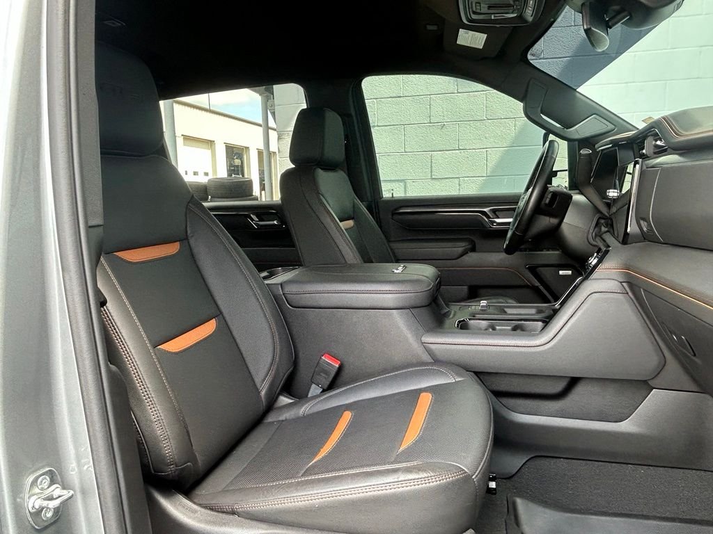Used 2026 Silver GMC AT4 image 33