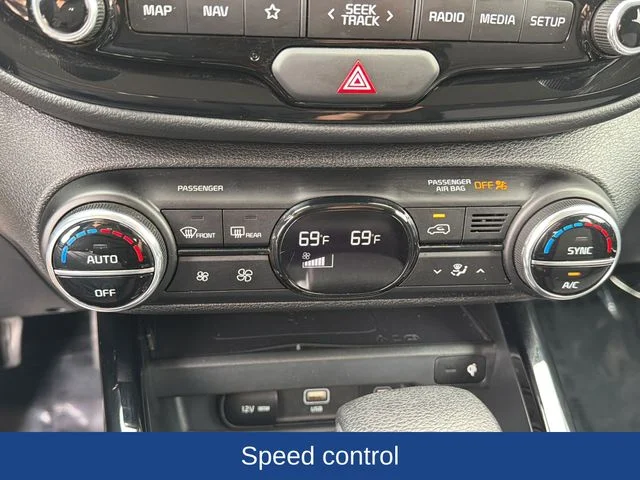 Used 2025 White Kia S image 14
