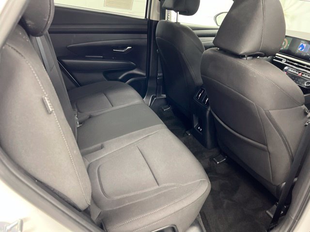 Used 2025 White Pearl Hyundai SEL image 19
