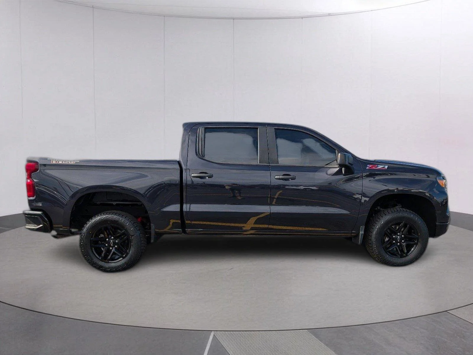 Used 2022 Dark Ash Metallic Chevrolet Custom Trail Boss image 8