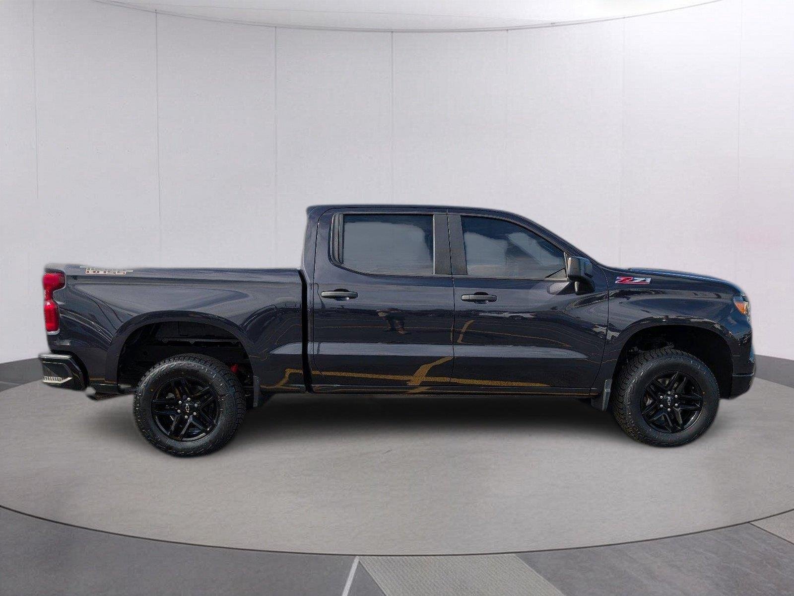 Used 2022 Dark Ash Metallic Chevrolet Custom Trail Boss image 8