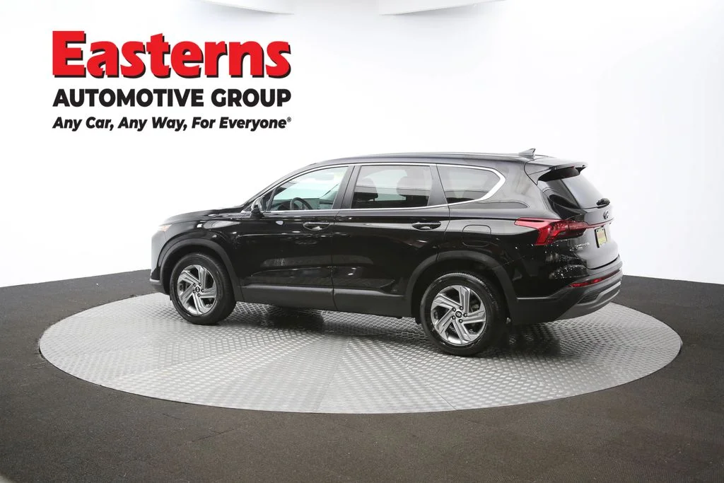 Used 2023 Black Hyundai SE image 59