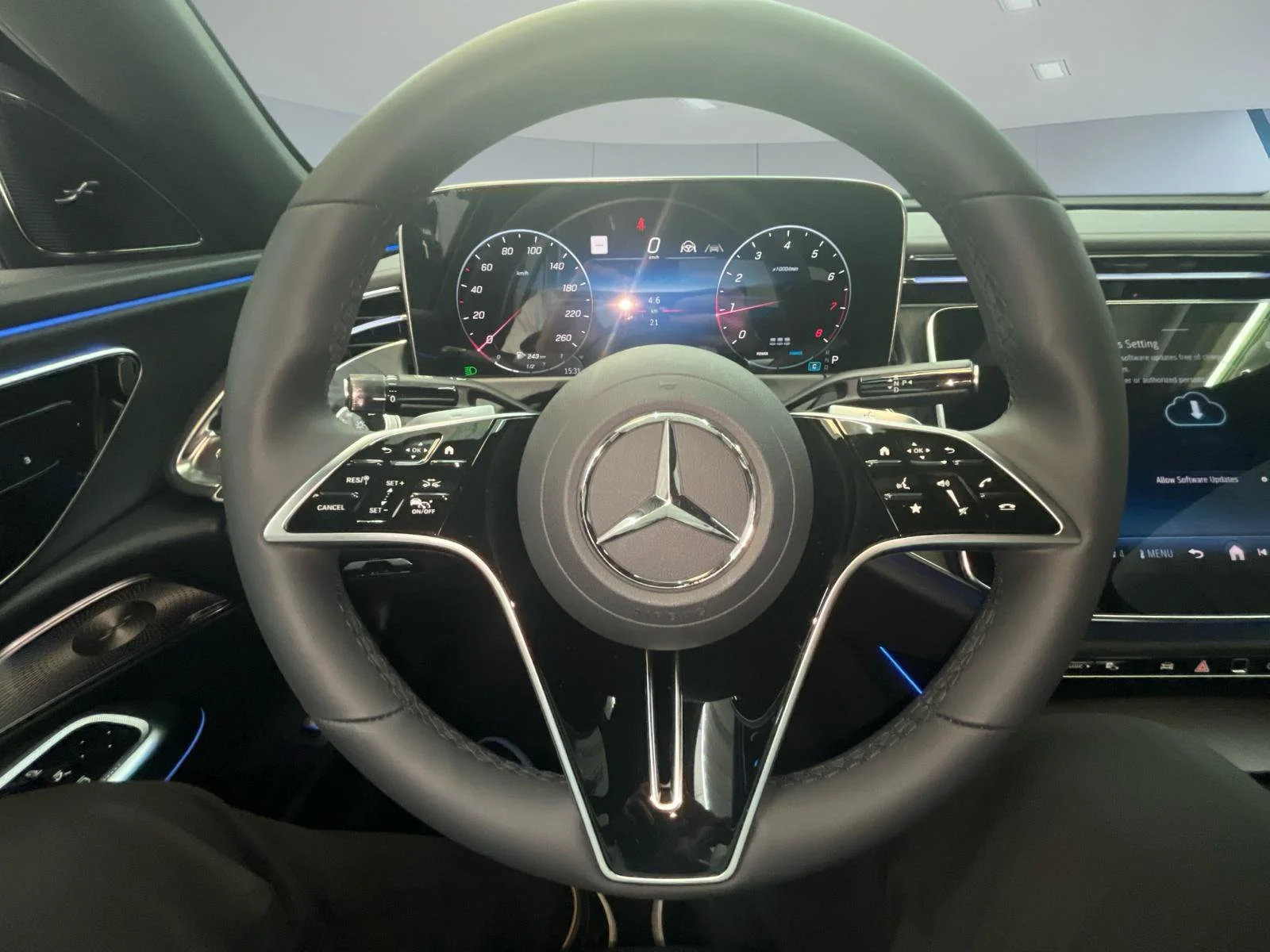 New 2027 Silver Mercedes-Benz E 350 image 14
